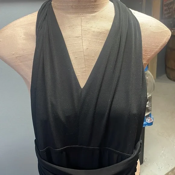 Sexy black paint jumper, open back - Picture 2 of 3